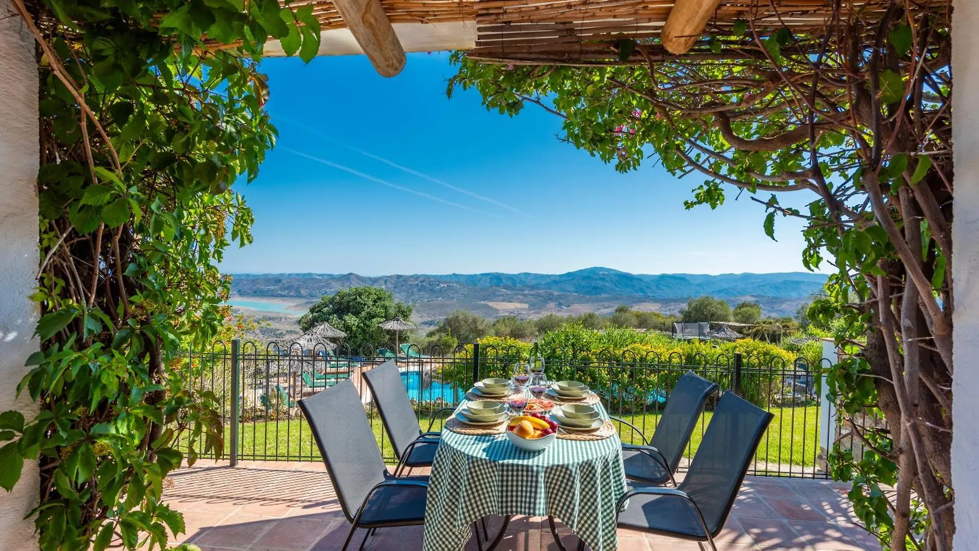 Country house Cantueso Holiday Park Periana Spain